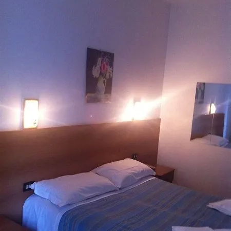 Otel Salus *