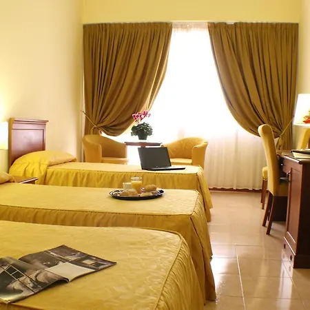 Hotel Certosa 3*