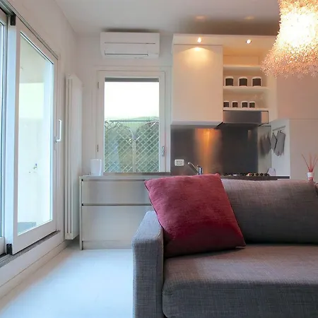 Apartment Temporary House - Navigli