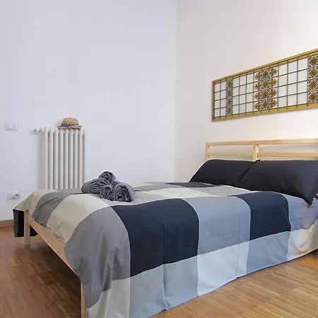 Temporary House - Navigli Milan