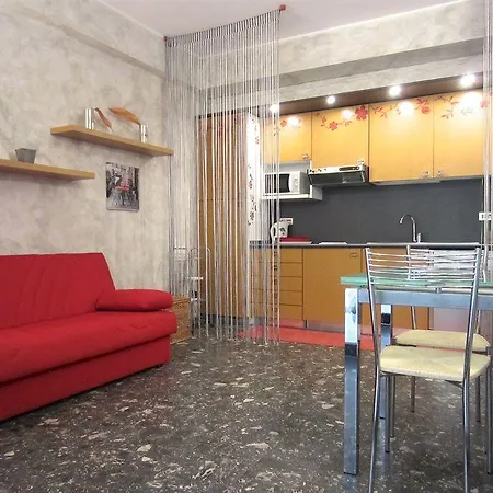Apartment Temporary House - Navigli *
