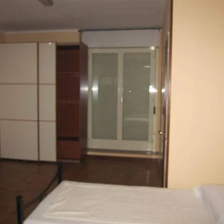 Star San Siro Fiera Albergue *