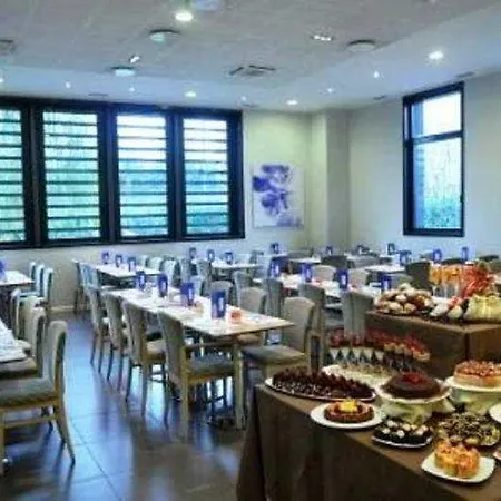 Hotell Ih Gioia 4*