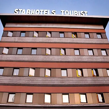 スターホテルズ ツーリスト 4* ミラノ