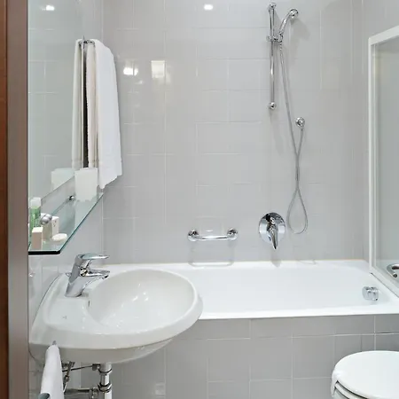 グラン ドゥーカ ディ ヨーク 3* ミラノ