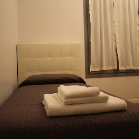 Apartmanhotel Easy - And Navigli Milánó