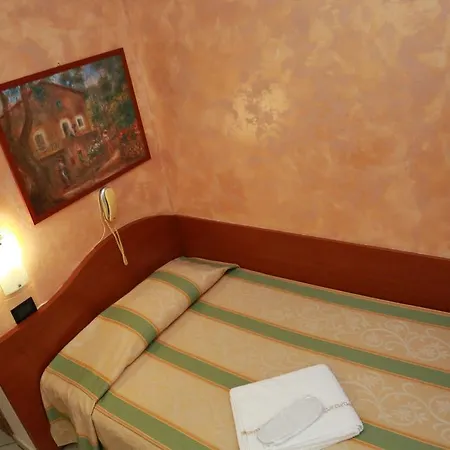 Hotel Dore 3*