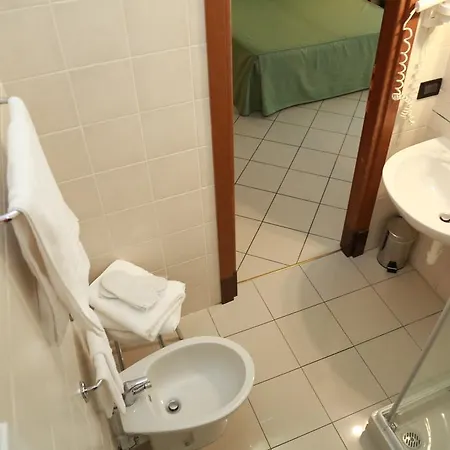 Hotel Dore