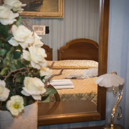 Hotel Accursio 3*