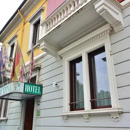 酒店 特兰缇纳酒店