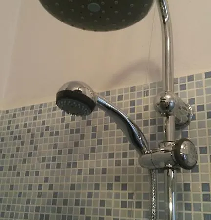 Duomo 15 Minuti Πανσιόν *