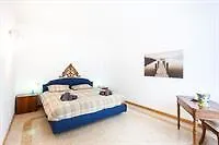 Temporary House - Milan City Center Apartment *