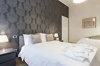 Royal Apartment *