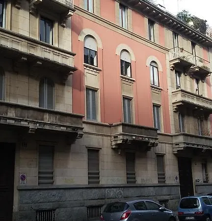 米兰中心床+艺术旅馆 3* 米兰