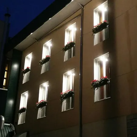 Santa Barbara 4*