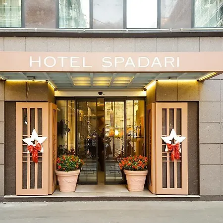 Spadari Al Duomo Hotel 4*