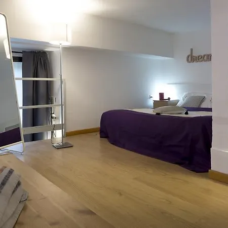 Apartment Altido Crocetta Loft Set