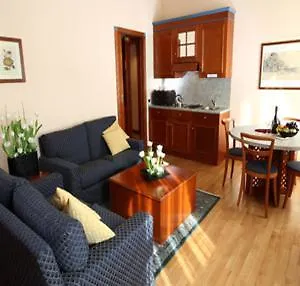 מלון דירות Residenza Delle Citta 4*