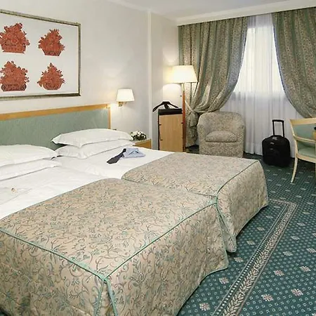 Szálloda Life Poliziano, By R Collection Milánó