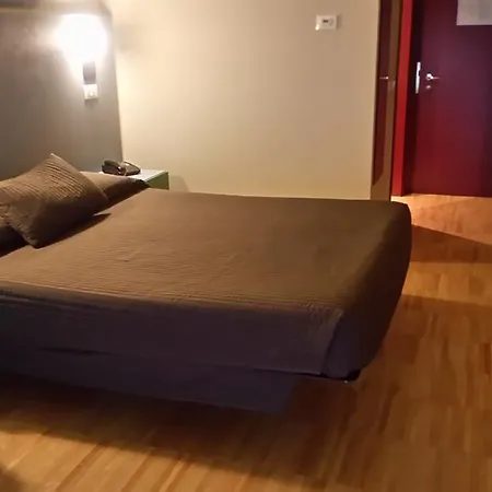 Mihotel فندق ميلان