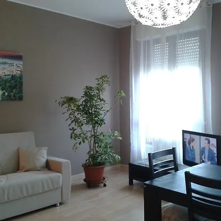 Apartment Certosa 3 Bedrooms *