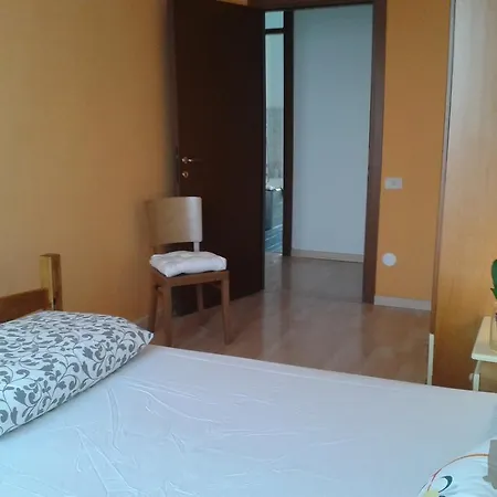 Certosa 3 Bedrooms * Milan