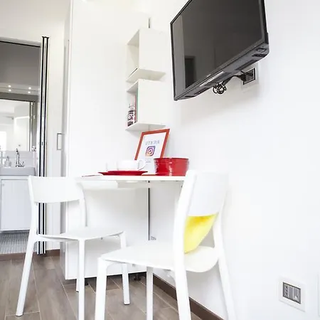 Alessia's Flat - Sarpi * ميلان
