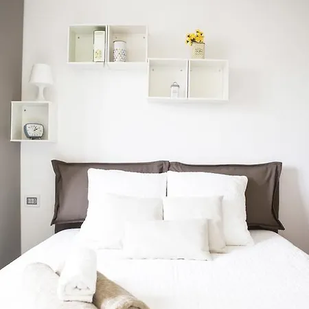 Alessia's Flat - Sarpi شقة