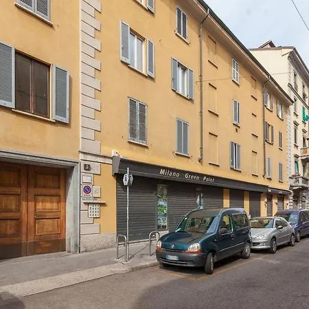 - Downtown Apartman