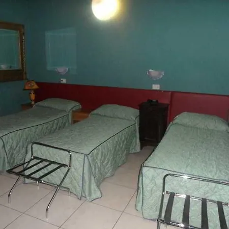Otel Eco-art De Albertis 2*