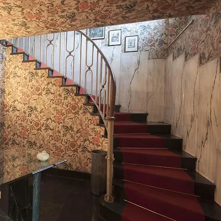Ekoliving 3* Milan