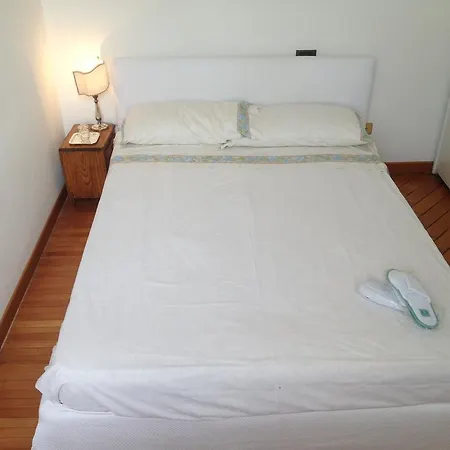 Saffi Luxury Apartman Milánó