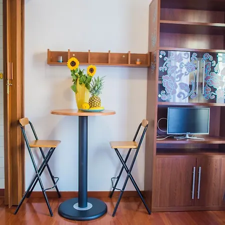 Garibaldi Nest Apartment