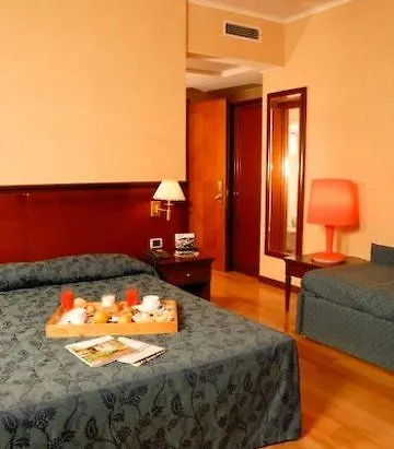 Hotell Terminal 3*