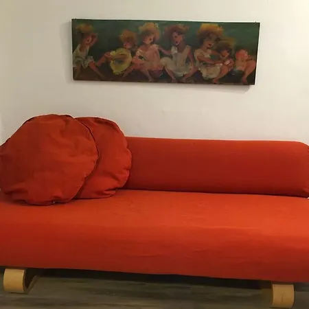 B&B La Casa Di Lara Alojamento de Acomodação e Pequeno-almoço 2*