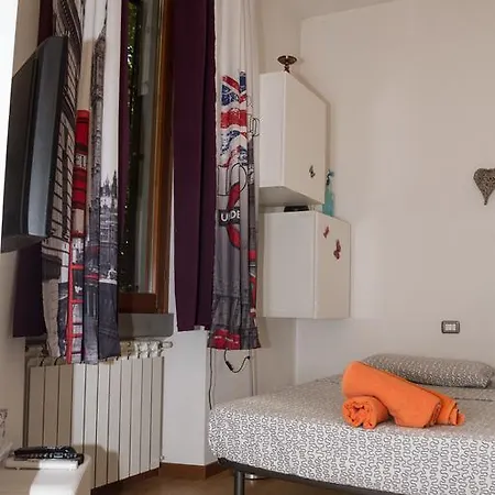 Ciao Flats - Via Cola Montano * Milano