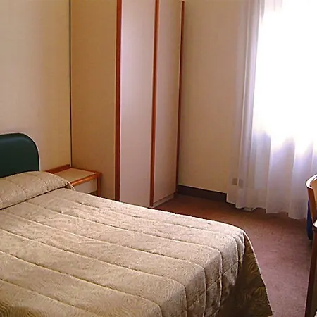 Mokinba Cristallo 3* Mailand