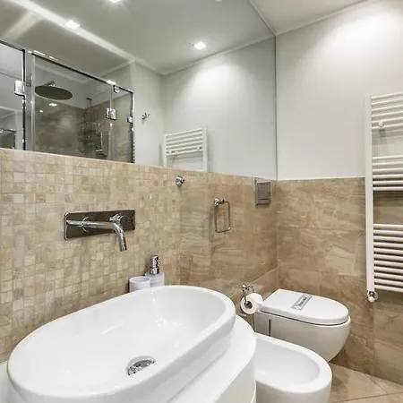 Porta Venezia Trilocale Apartment Milan