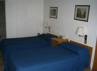 Garibaldi Palace Отель