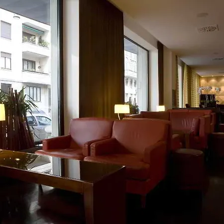 Hotel Nh Collection Touring 4*