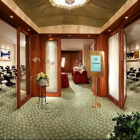 Cavour Hotel 4*