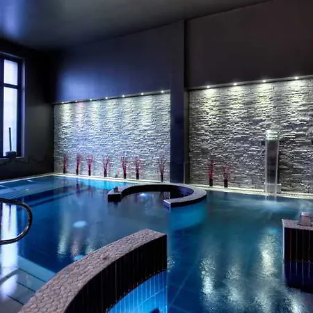 Hotell Oasi Village 3*