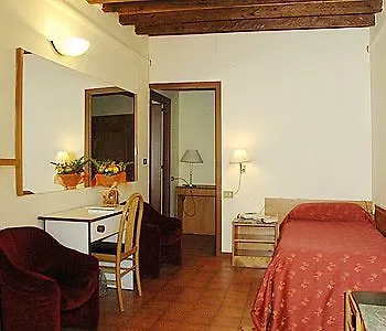 Vecchia Hotel 3*