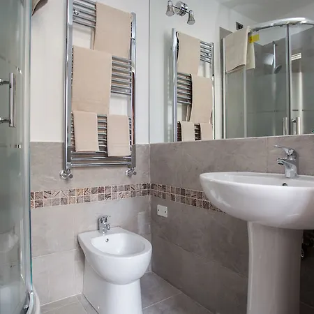 Ekoliving 3* Milan