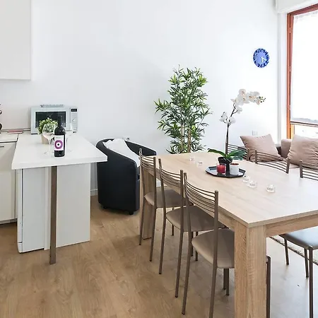 Apartment Altido Wittgens 1 Milan