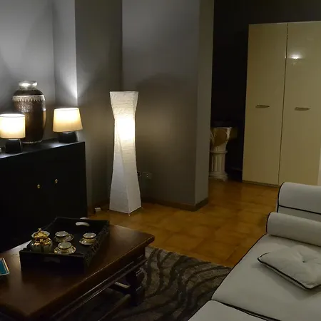 Apartment Glam House *
