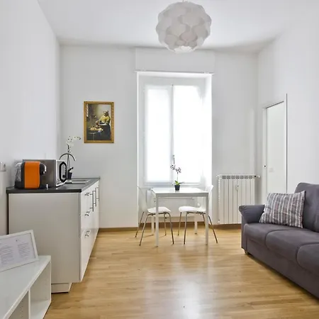 Italianway - Manuzio * Milan