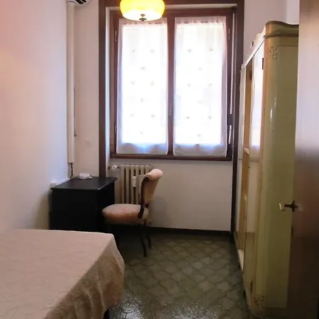 Bed & Breakfast Welcome To My House 4*