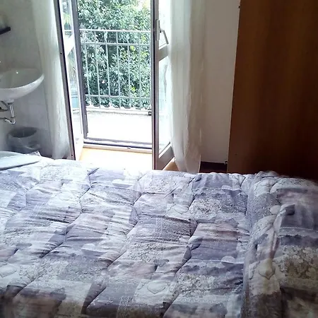 Tirreno Hotell *
