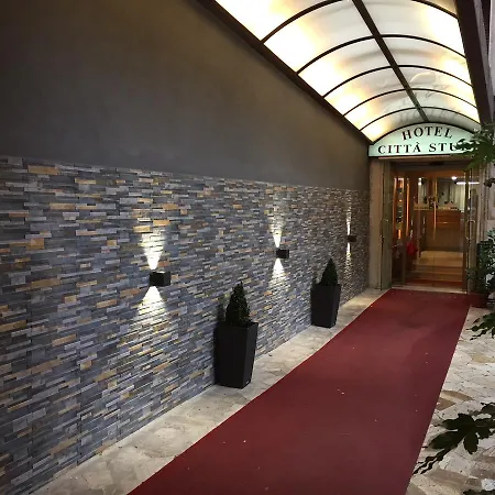 Citta Studi 3* Milánó